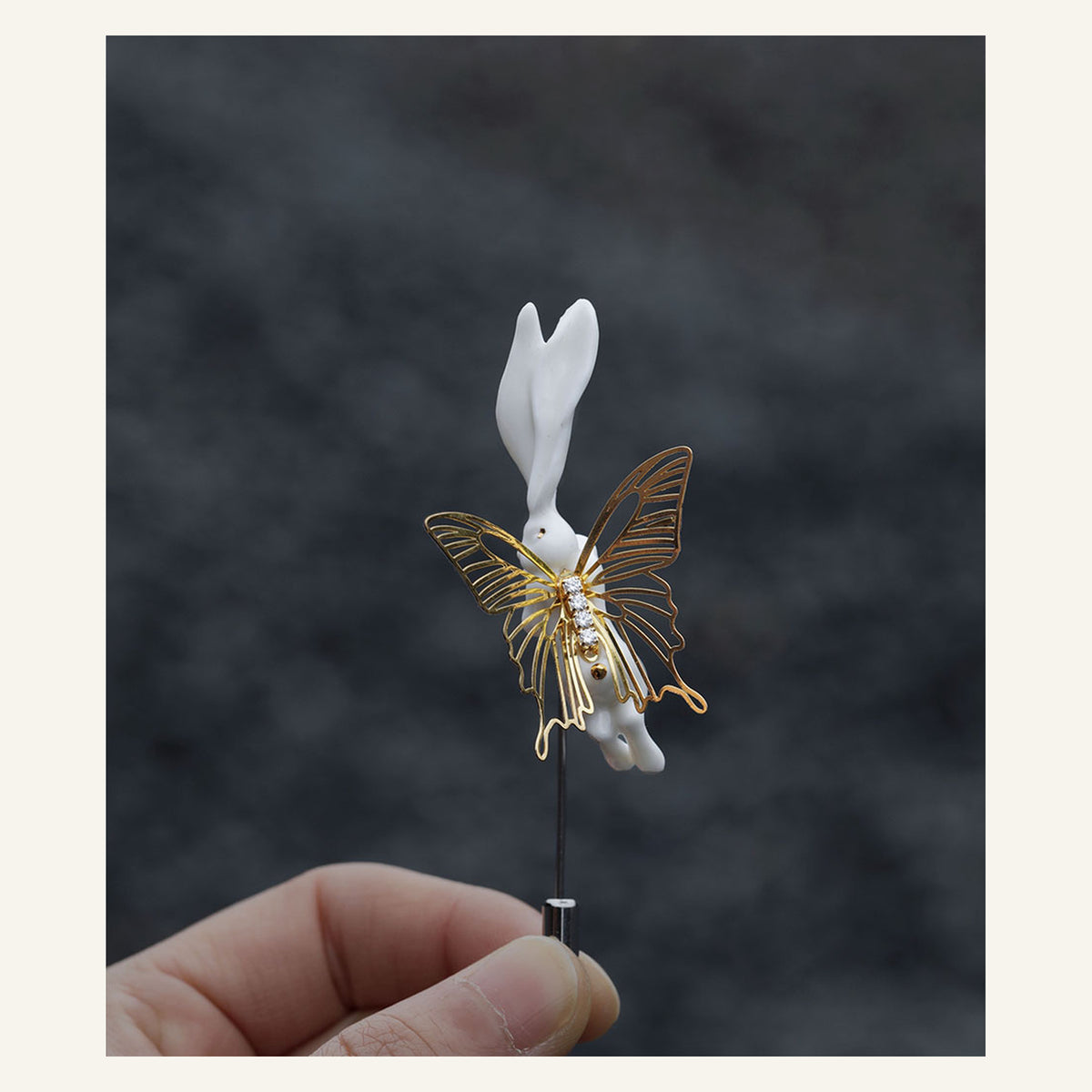 ORVENIOR Winged White Rabbit Stick Brooch for Women PT03