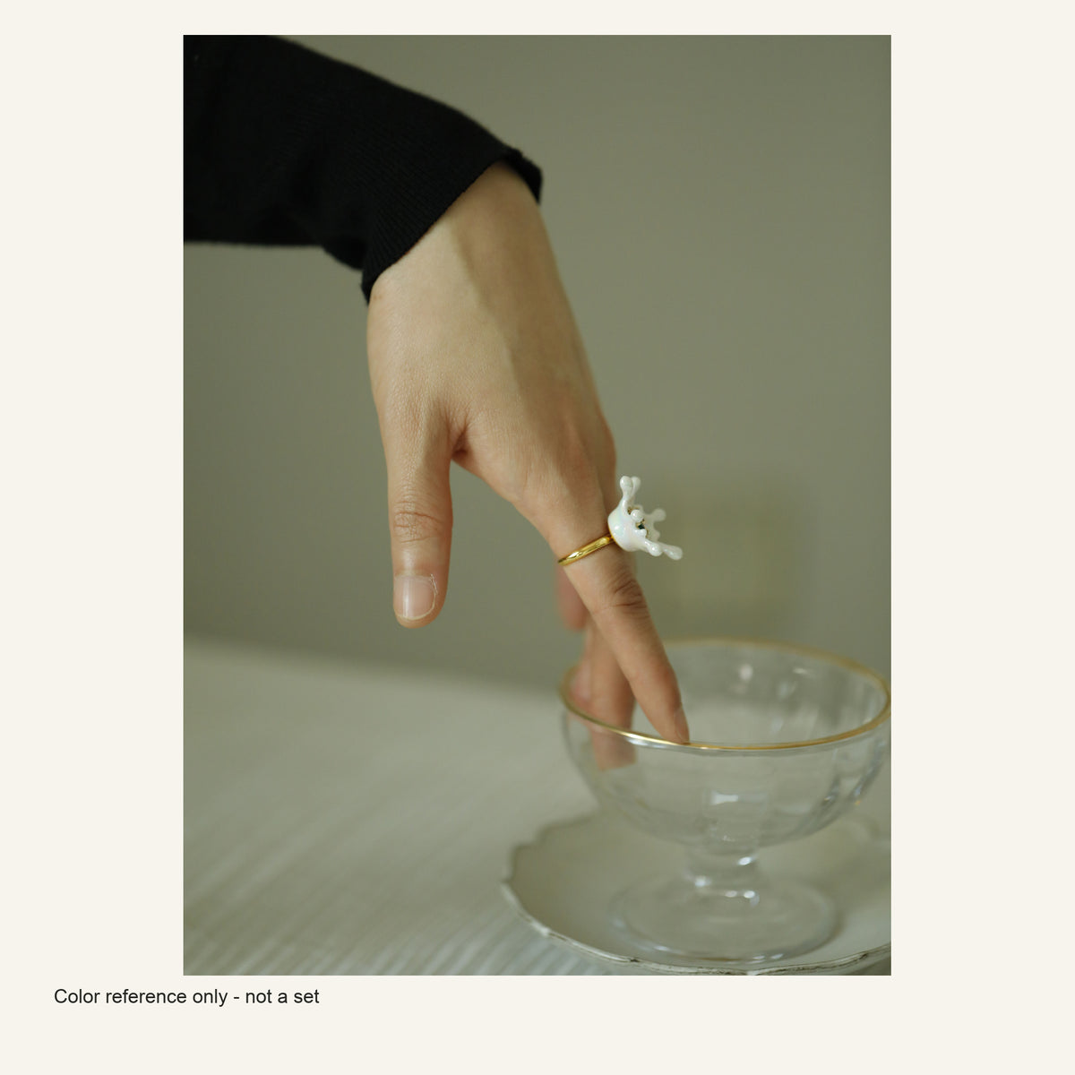 ORVENIOR Water Splash Statement Ring for Women PT01